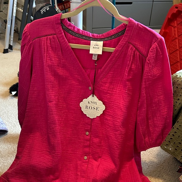 Knox Rose Vibrant Pink Blouse - Picture 5 of 5